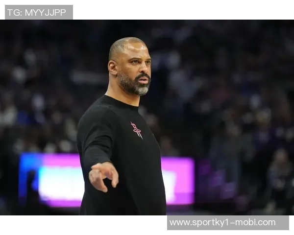 乌度卡分析球队进攻策略强调创造空位但投篮命中率不足